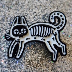 Standing Cat Skeleton X Ray Spooky Enamel Pin